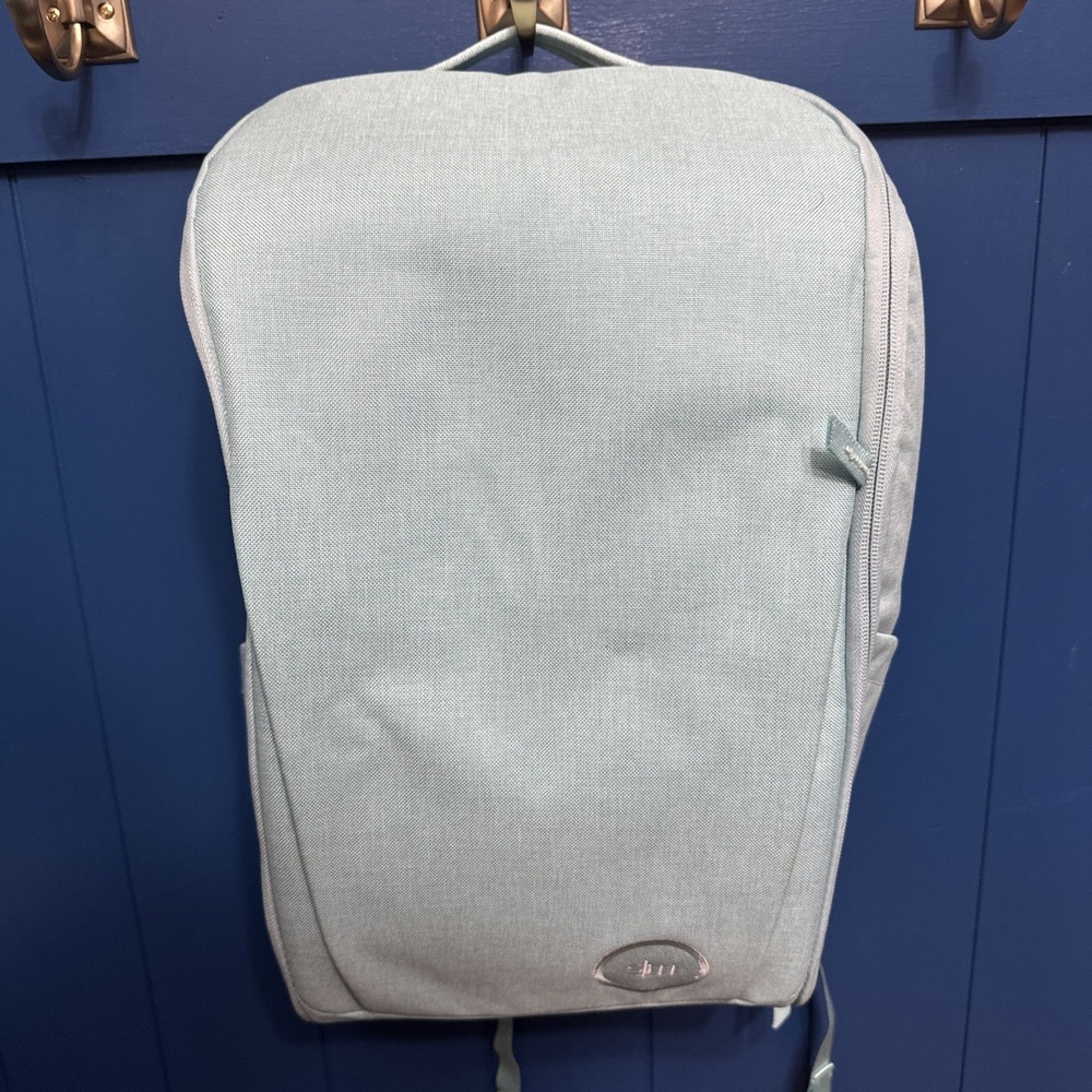 Simple Modern Wanderer Oasis 25 Liter Laptop Compartment Sleeve Backpack Bookbag